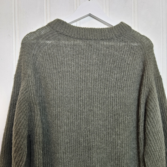 Everlane Sweater Womens Size M Green Alpaca Merino Wool Pullover Jumper - Picture 8 of 13